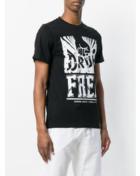 schwarzes bedrucktes T-Shirt mit einem Rundhalsausschnitt von Andrea Crews