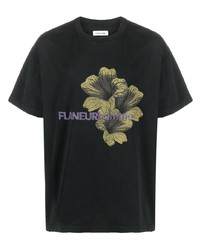 schwarzes bedrucktes T-Shirt mit einem Rundhalsausschnitt von Flaneur Homme