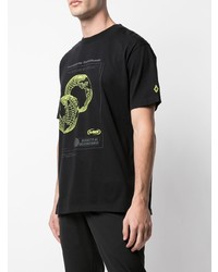 schwarzes bedrucktes T-Shirt mit einem Rundhalsausschnitt von Marcelo Burlon County of Milan