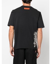 schwarzes bedrucktes T-Shirt mit einem Rundhalsausschnitt von Heron Preston