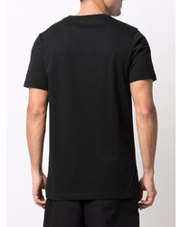 schwarzes bedrucktes T-Shirt mit einem Rundhalsausschnitt von Maharishi