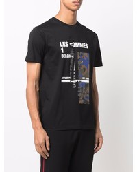 schwarzes bedrucktes T-Shirt mit einem Rundhalsausschnitt von Les Hommes