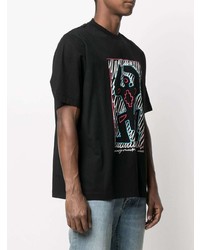 schwarzes bedrucktes T-Shirt mit einem Rundhalsausschnitt von Marcelo Burlon County of Milan