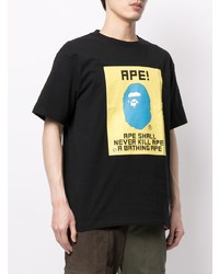 schwarzes bedrucktes T-Shirt mit einem Rundhalsausschnitt von A Bathing Ape