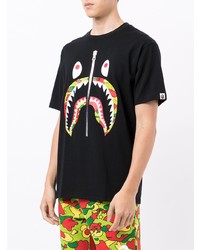 schwarzes bedrucktes T-Shirt mit einem Rundhalsausschnitt von A Bathing Ape