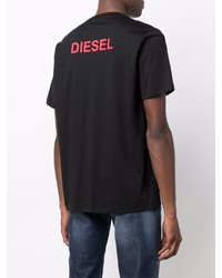 schwarzes bedrucktes T-Shirt mit einem Rundhalsausschnitt von Diesel