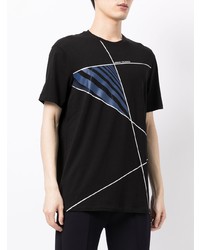 schwarzes bedrucktes T-Shirt mit einem Rundhalsausschnitt von Armani Exchange