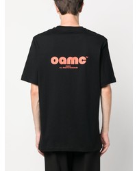 schwarzes bedrucktes T-Shirt mit einem Rundhalsausschnitt von Oamc