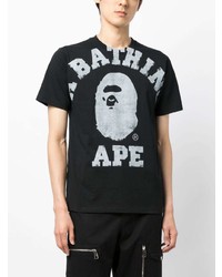 schwarzes bedrucktes T-Shirt mit einem Rundhalsausschnitt von A Bathing Ape