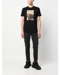 schwarzes bedrucktes T-Shirt mit einem Rundhalsausschnitt von Diesel