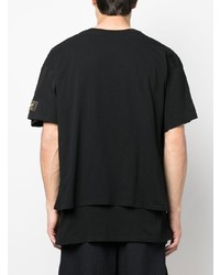 schwarzes bedrucktes T-Shirt mit einem Rundhalsausschnitt von Raf Simons