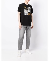 schwarzes bedrucktes T-Shirt mit einem Rundhalsausschnitt von Armani Exchange