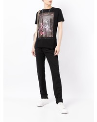 schwarzes bedrucktes T-Shirt mit einem Rundhalsausschnitt von Emporio Armani