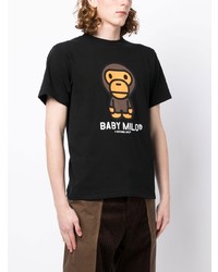 schwarzes bedrucktes T-Shirt mit einem Rundhalsausschnitt von A Bathing Ape