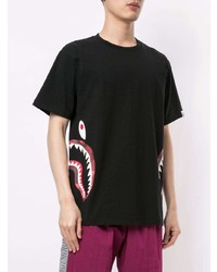 schwarzes bedrucktes T-Shirt mit einem Rundhalsausschnitt von A Bathing Ape