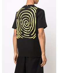 schwarzes bedrucktes T-Shirt mit einem Rundhalsausschnitt von McQ