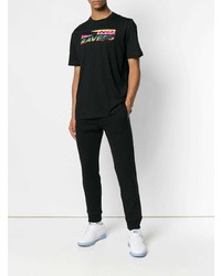 schwarzes bedrucktes T-Shirt mit einem Rundhalsausschnitt von Diesel