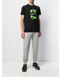 schwarzes bedrucktes T-Shirt mit einem Rundhalsausschnitt von Diesel