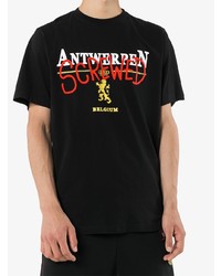 schwarzes bedrucktes T-Shirt mit einem Rundhalsausschnitt von Vetements