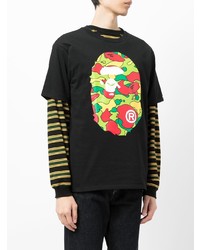 schwarzes bedrucktes T-Shirt mit einem Rundhalsausschnitt von A Bathing Ape