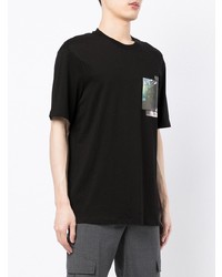 schwarzes bedrucktes T-Shirt mit einem Rundhalsausschnitt von Armani Exchange