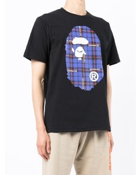 schwarzes bedrucktes T-Shirt mit einem Rundhalsausschnitt von A Bathing Ape