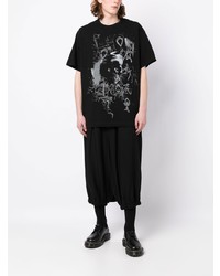 schwarzes bedrucktes T-Shirt mit einem Rundhalsausschnitt von Yohji Yamamoto