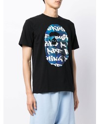 schwarzes bedrucktes T-Shirt mit einem Rundhalsausschnitt von A Bathing Ape