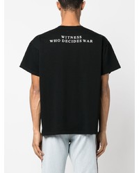 schwarzes bedrucktes T-Shirt mit einem Rundhalsausschnitt von Who Decides War