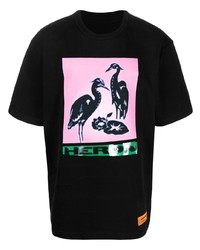 schwarzes bedrucktes T-Shirt mit einem Rundhalsausschnitt von Heron Preston