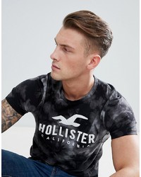 schwarzes bedrucktes T-Shirt mit einem Rundhalsausschnitt von Hollister