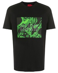 schwarzes bedrucktes T-Shirt mit einem Rundhalsausschnitt von Hugo