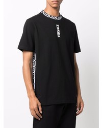 schwarzes bedrucktes T-Shirt mit einem Rundhalsausschnitt von Versace