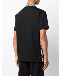 schwarzes bedrucktes T-Shirt mit einem Rundhalsausschnitt von Versace