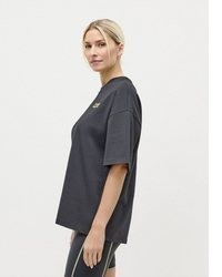 schwarzes bedrucktes T-Shirt mit einem Rundhalsausschnitt von LeGer