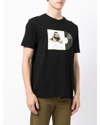 schwarzes bedrucktes T-Shirt mit einem Rundhalsausschnitt von Armani Exchange