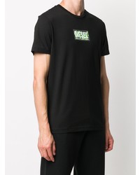 schwarzes bedrucktes T-Shirt mit einem Rundhalsausschnitt von Diesel