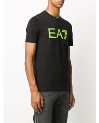 schwarzes bedrucktes T-Shirt mit einem Rundhalsausschnitt von Ea7 Emporio Armani