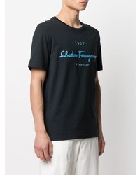 schwarzes bedrucktes T-Shirt mit einem Rundhalsausschnitt von Salvatore Ferragamo