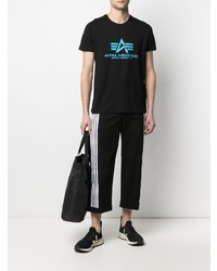 schwarzes bedrucktes T-Shirt mit einem Rundhalsausschnitt von Alpha Industries