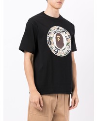 schwarzes bedrucktes T-Shirt mit einem Rundhalsausschnitt von A Bathing Ape