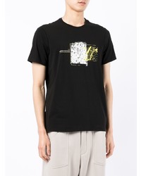 schwarzes bedrucktes T-Shirt mit einem Rundhalsausschnitt von Armani Exchange