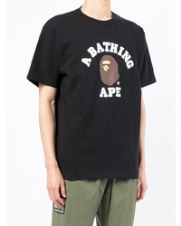 schwarzes bedrucktes T-Shirt mit einem Rundhalsausschnitt von A Bathing Ape