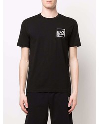 schwarzes bedrucktes T-Shirt mit einem Rundhalsausschnitt von Ea7 Emporio Armani