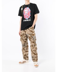 schwarzes bedrucktes T-Shirt mit einem Rundhalsausschnitt von A Bathing Ape