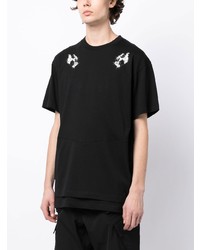 schwarzes bedrucktes T-Shirt mit einem Rundhalsausschnitt von ACRONYM