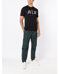 schwarzes bedrucktes T-Shirt mit einem Rundhalsausschnitt von Armani Exchange