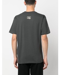 schwarzes bedrucktes T-Shirt mit einem Rundhalsausschnitt von New Balance