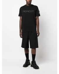 schwarzes bedrucktes T-Shirt mit einem Rundhalsausschnitt von Moncler