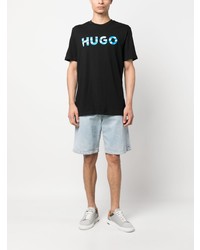 schwarzes bedrucktes T-Shirt mit einem Rundhalsausschnitt von Hugo